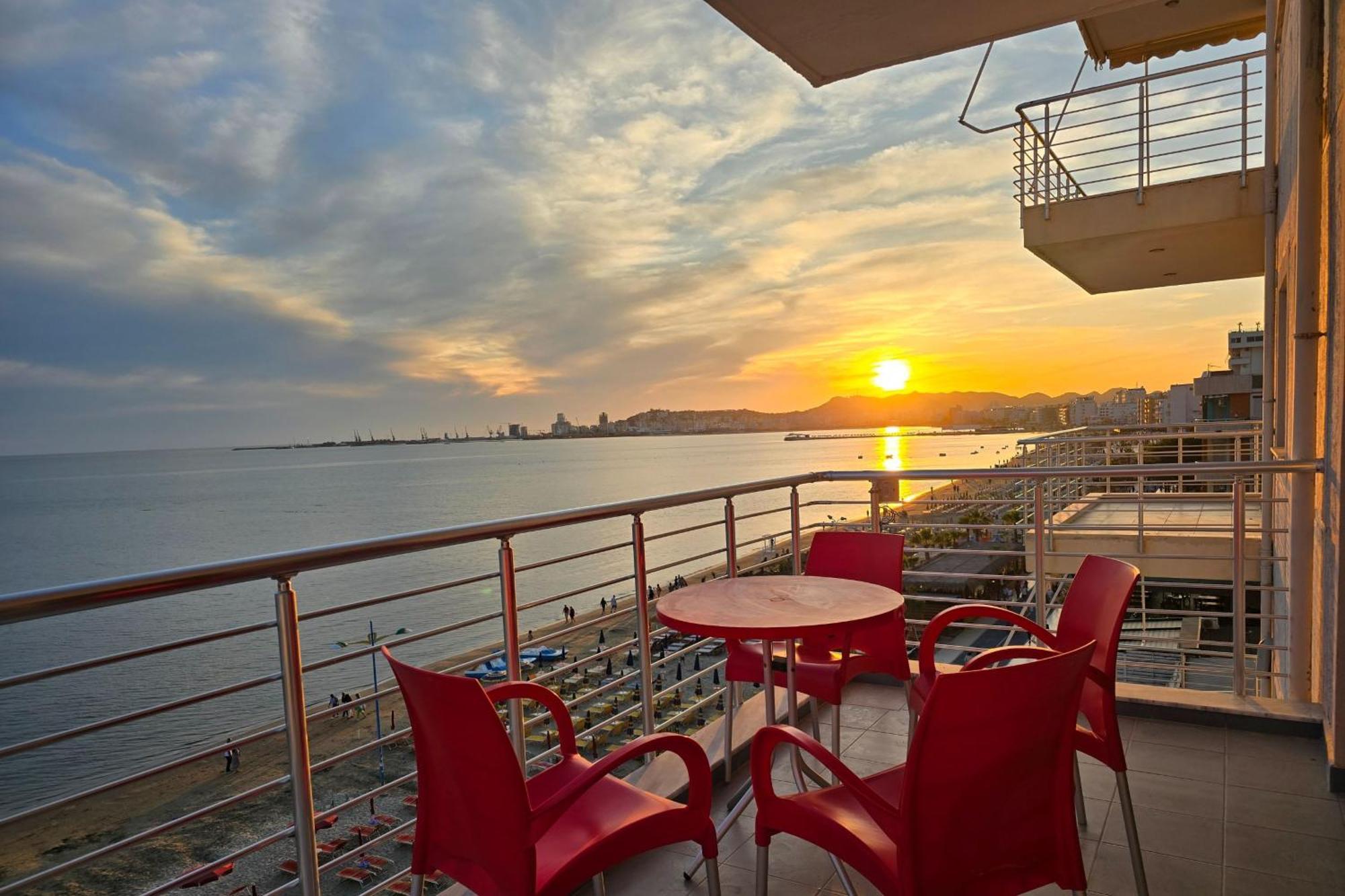 Sea View Apartments In Durrës 外观 照片