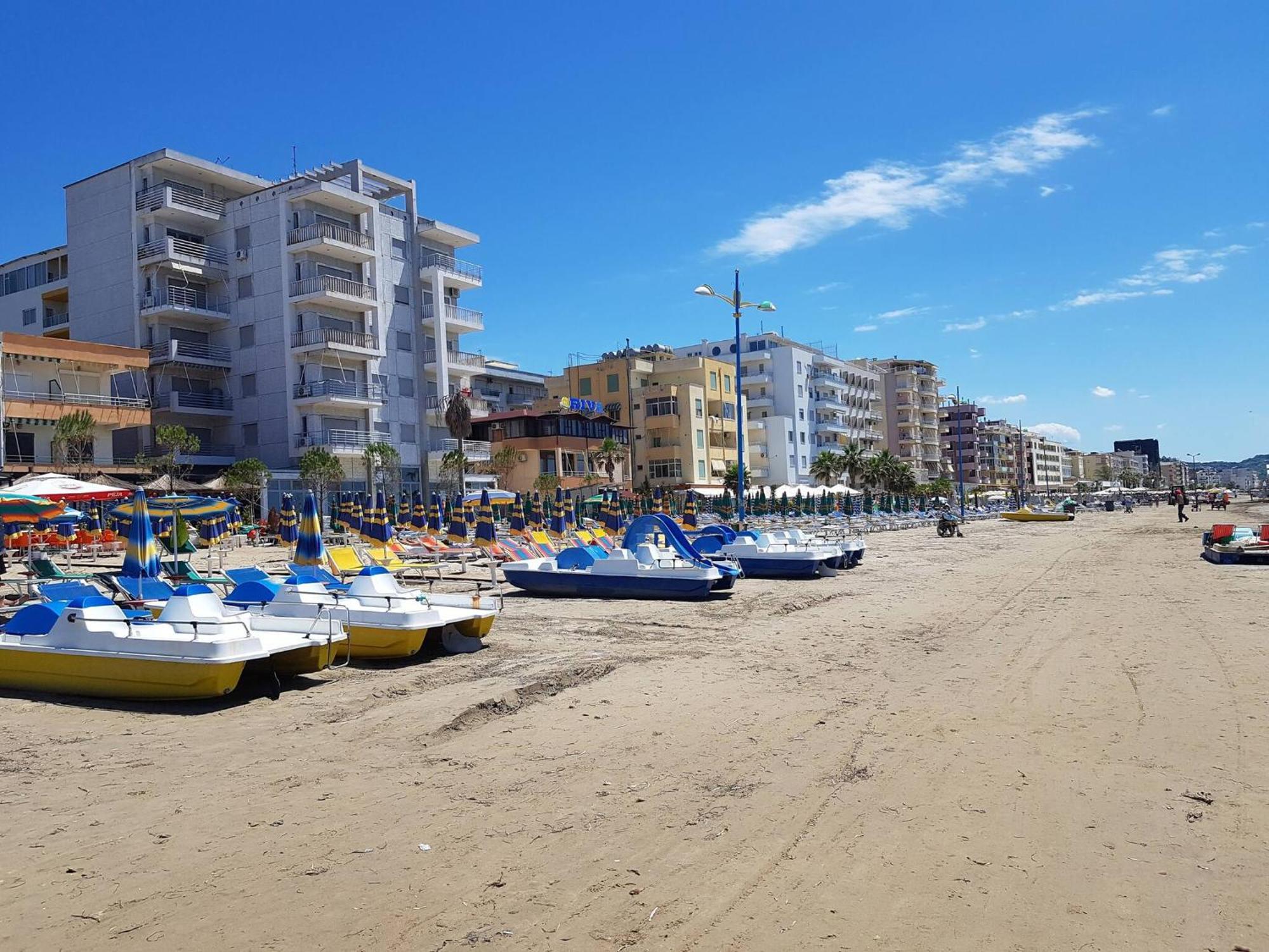 Sea View Apartments In Durrës 外观 照片
