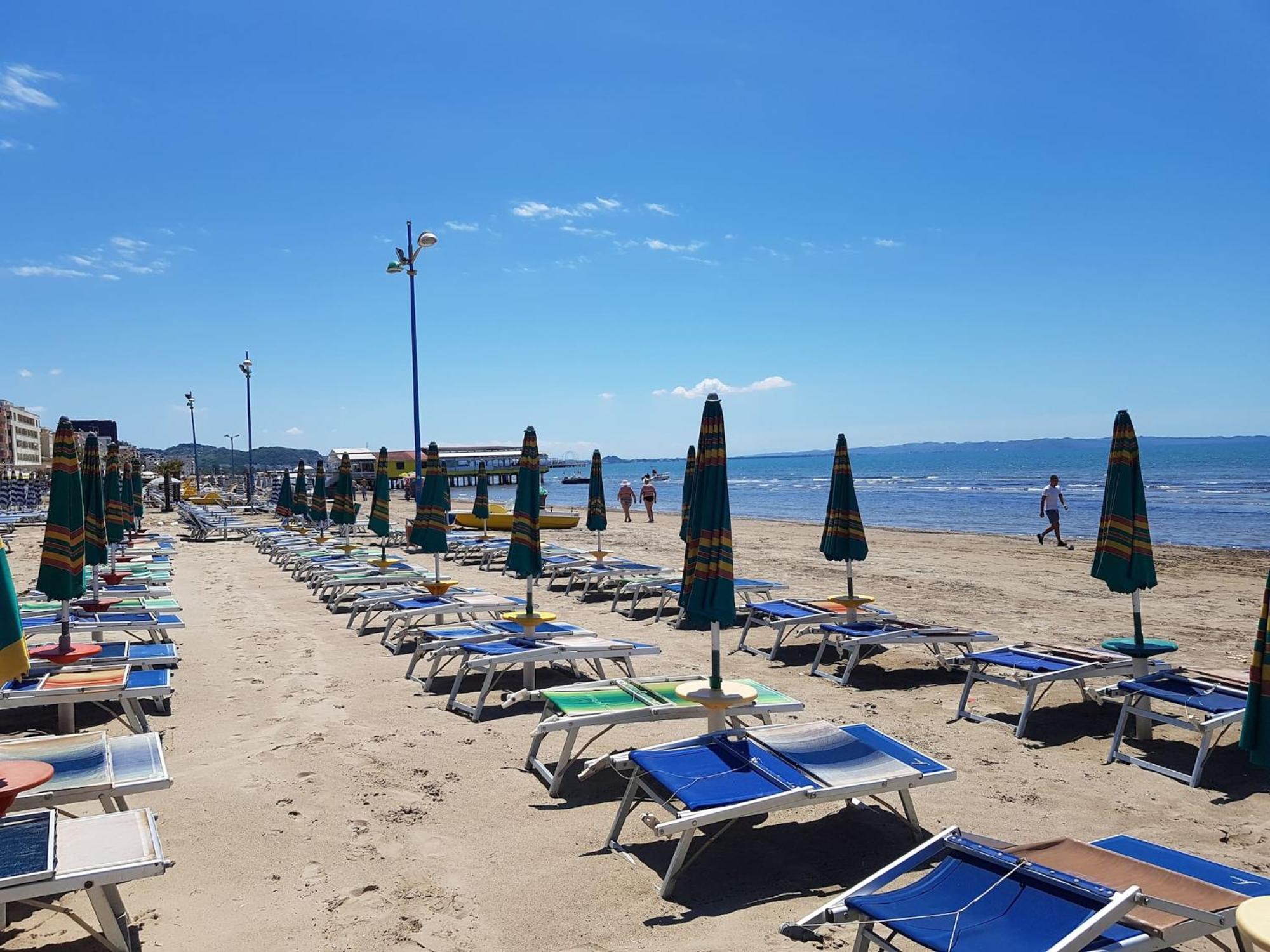 Sea View Apartments In Durrës 外观 照片